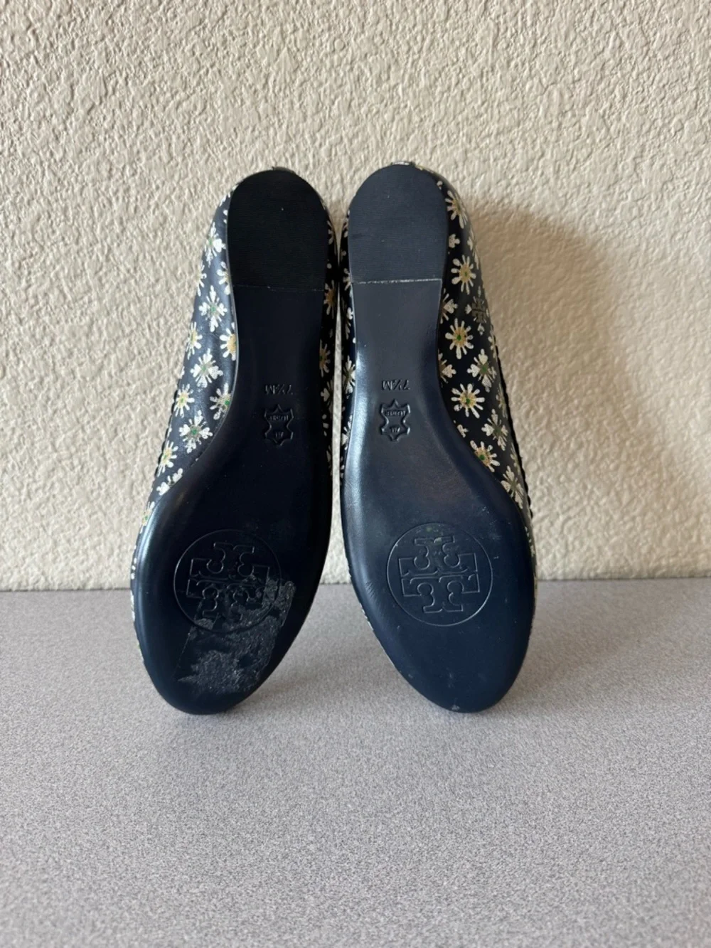 Tory Burch Navy Floral Print Flats - Size 7.5M
